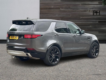 Used Land Rover Discovery 2018 for sale - 74985701: Photo
