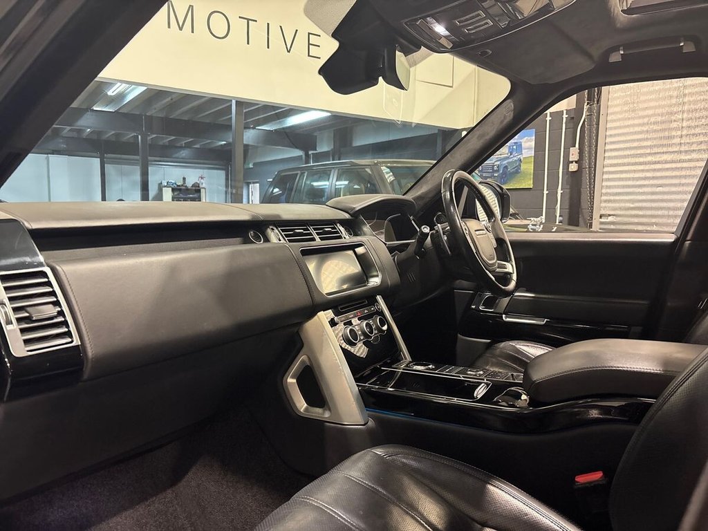 Used Land Rover Range Rover 2017 for sale - 77236572: Photo 11