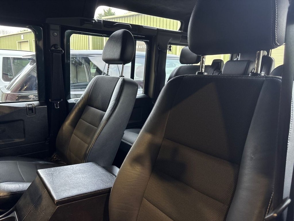 Used Land Rover Defender 2015 for sale - 76711586: Photo 16