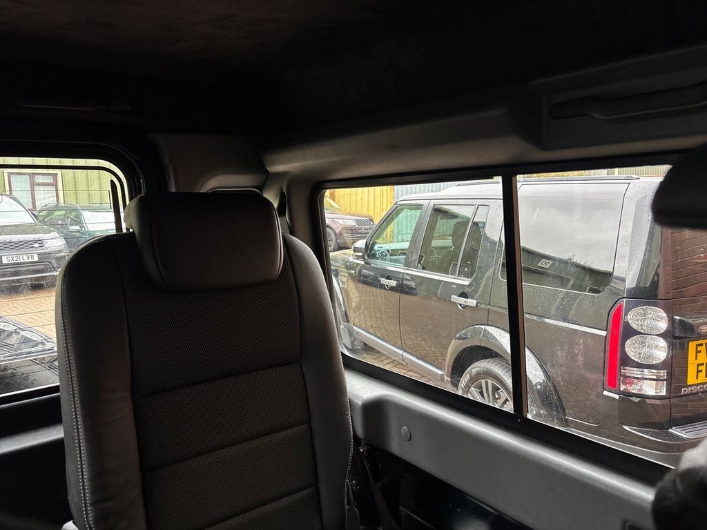 Used Land Rover Defender 2015 for sale - 76711586: Photo 21