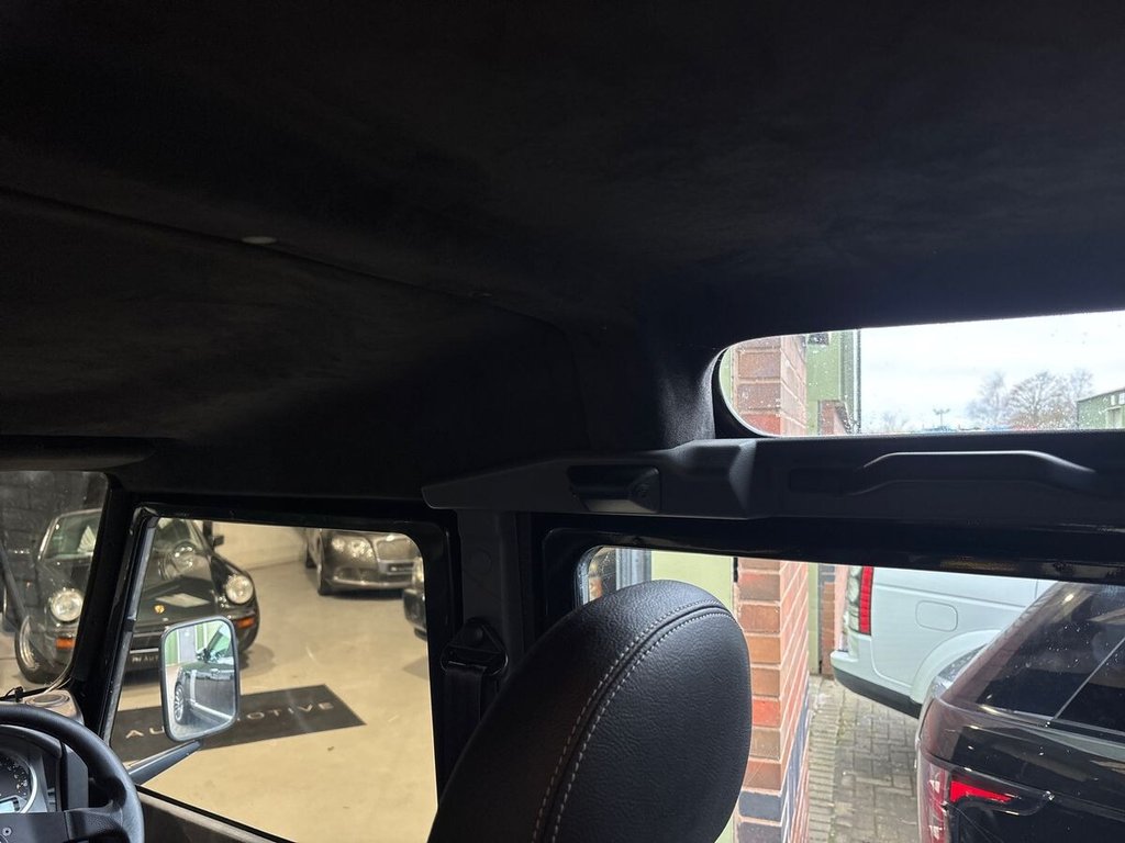 Used Land Rover Defender 2015 for sale - 76711586: Photo 25