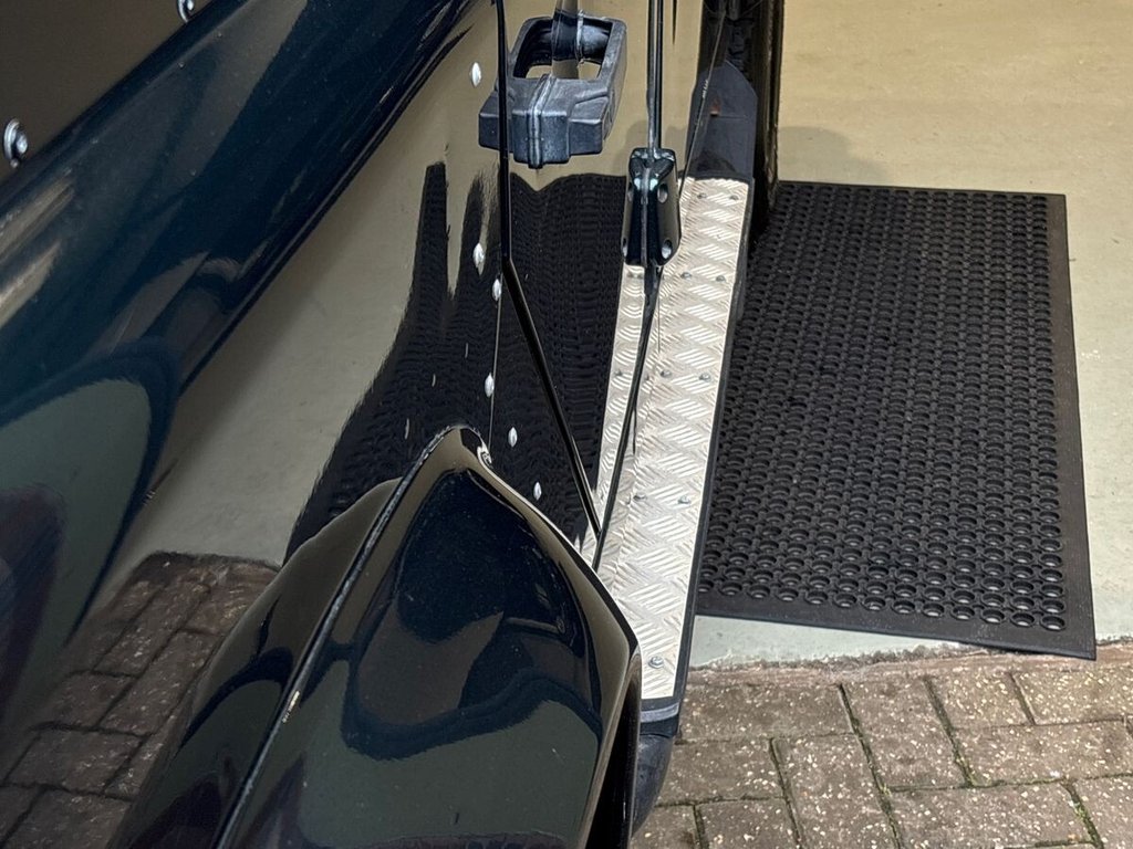 Used Land Rover Defender 2015 for sale - 76711586: Photo 40