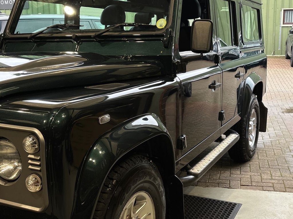 Used Land Rover Defender 2015 for sale - 76711586: Photo 47