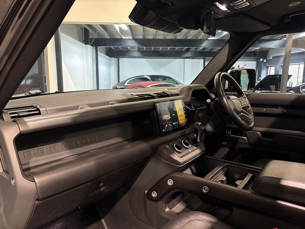 Used Land Rover Defender 2021 for sale - 77477571: Photo 10