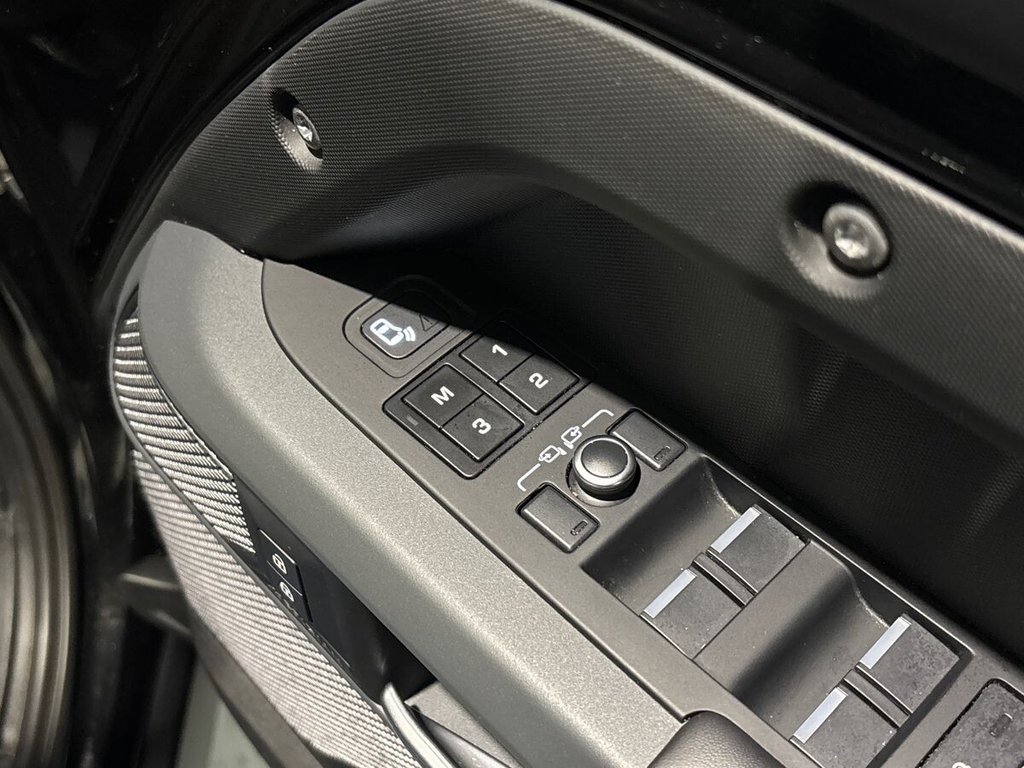 Used Land Rover Defender 2021 for sale - 77477571: Photo 48