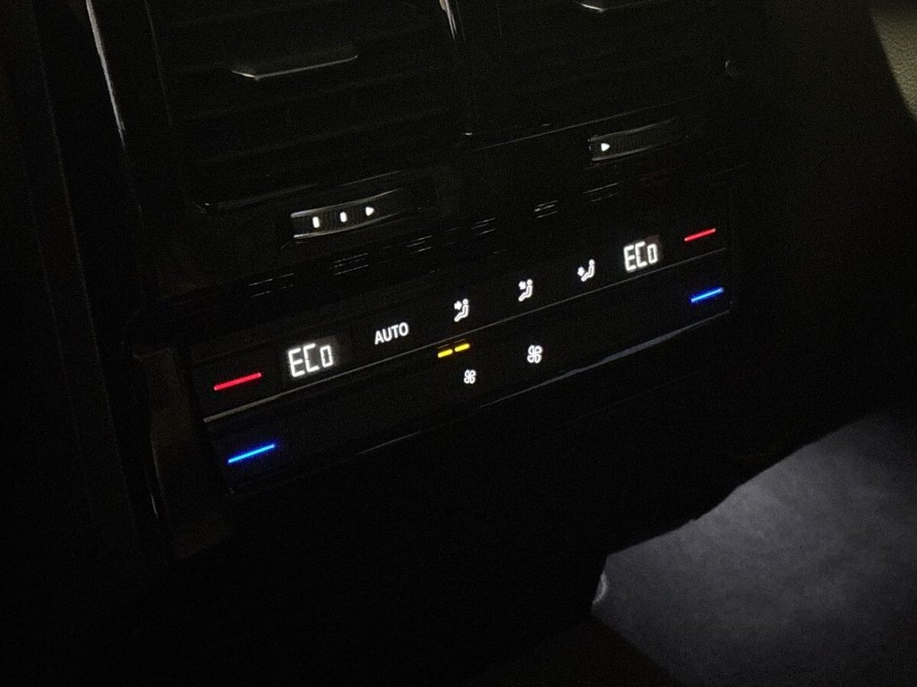 Used Volkswagen Touareg 2023 for sale - 76698278: Photo 19