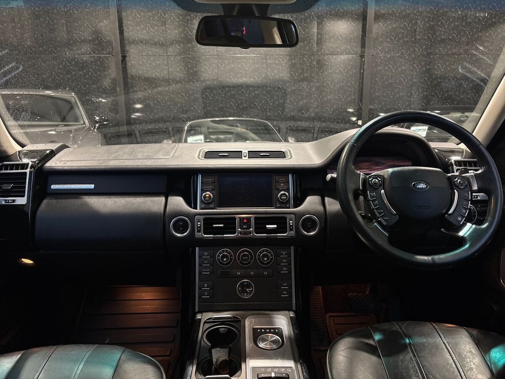 Used Land Rover Range Rover 2010 for sale - 76768243: Photo 11