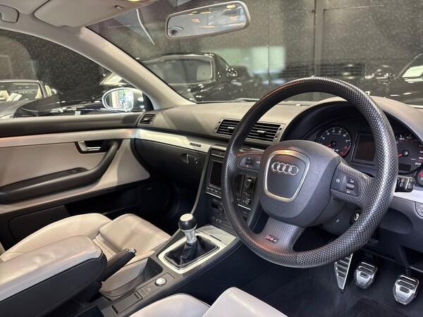 Used Audi RS4 2007 for sale - 76203102: Photo 2