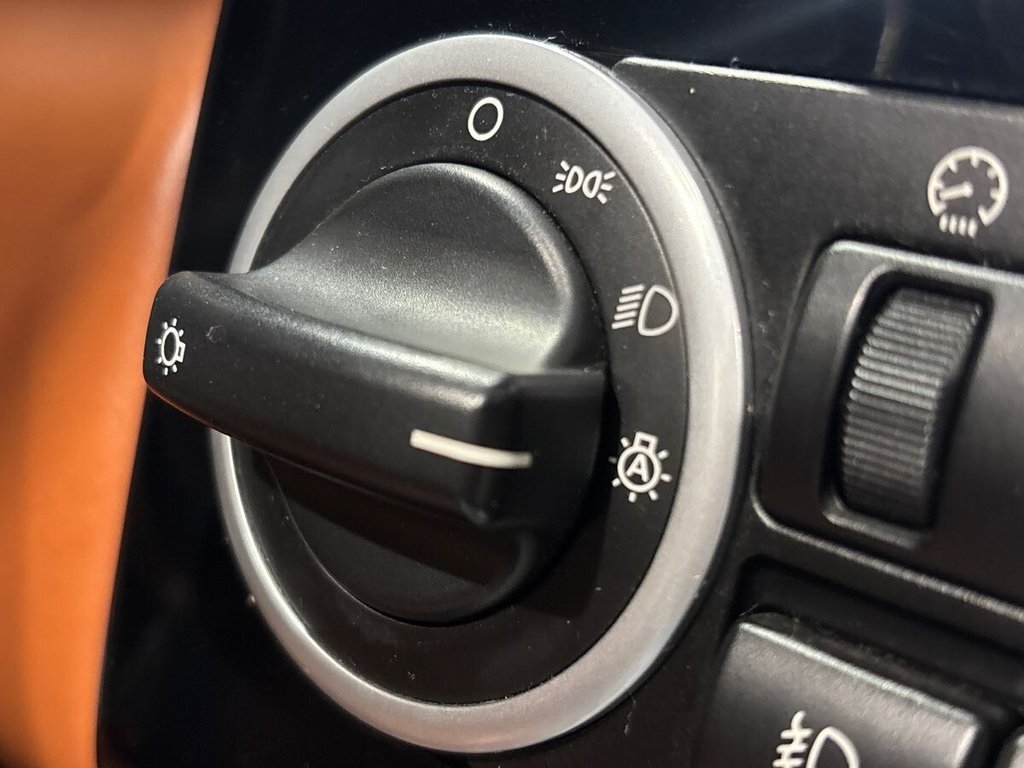 Used Land Rover Range Rover 2010 for sale - 76642069: Photo 40