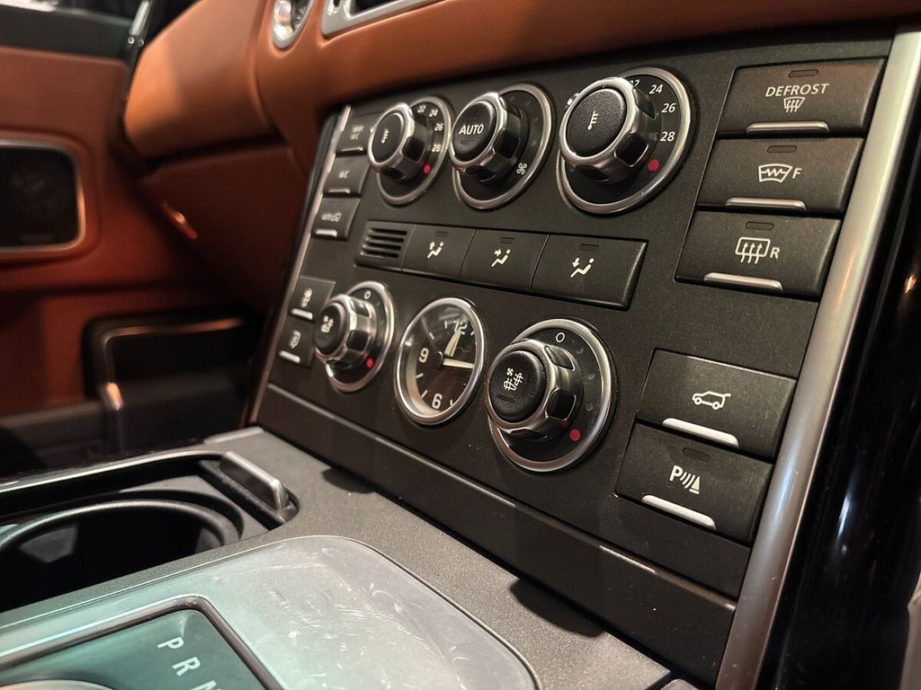 Used Land Rover Range Rover 2010 for sale - 76642069: Photo 44