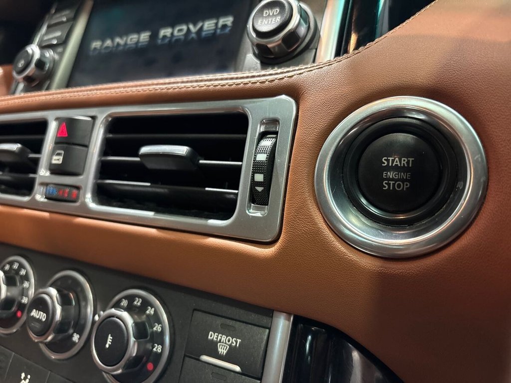 Used Land Rover Range Rover 2010 for sale - 76642069: Photo 45