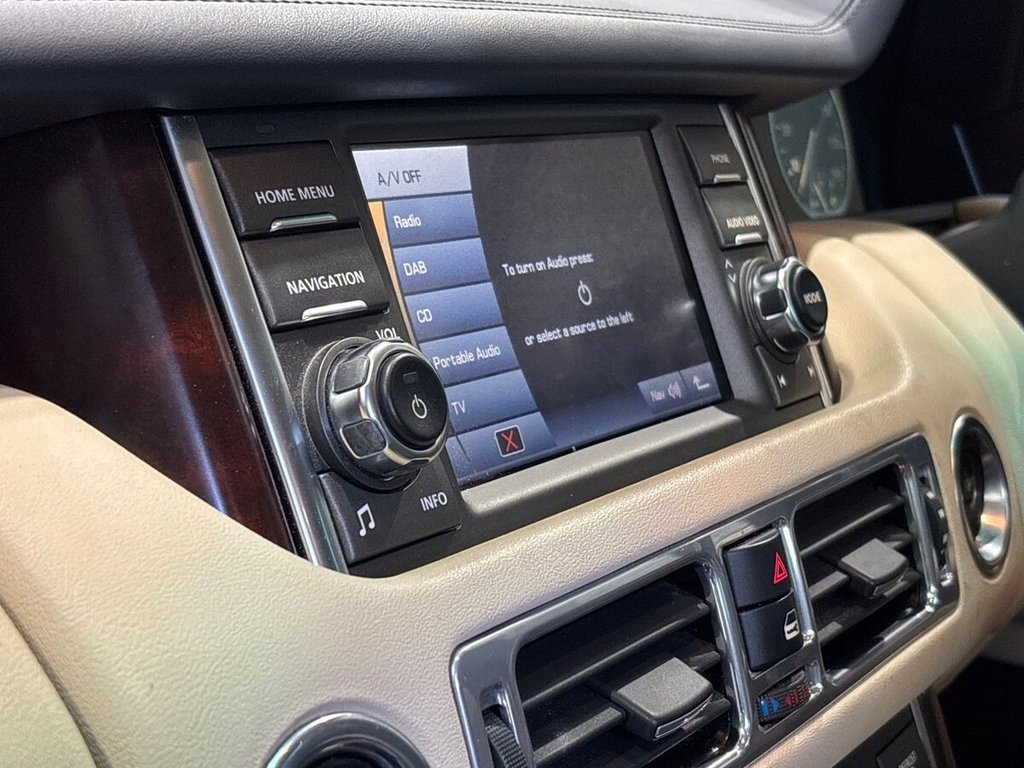 Used Land Rover Range Rover 2011 for sale - 78082613: Photo 12