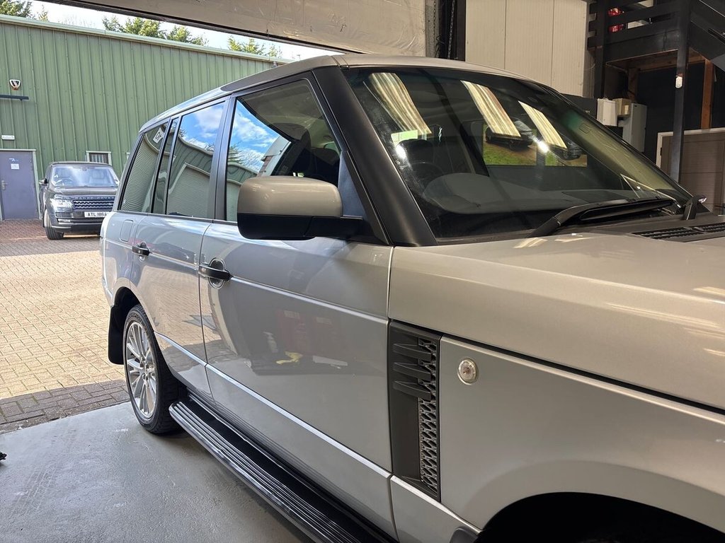 Used Land Rover Range Rover 2011 for sale - 78082613: Photo 42