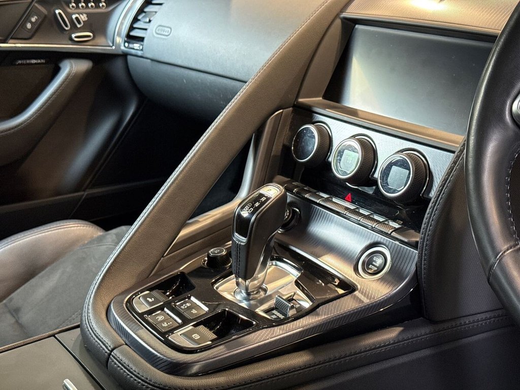 Used Jaguar F-Type 2018 for sale - 77991227: Photo 37