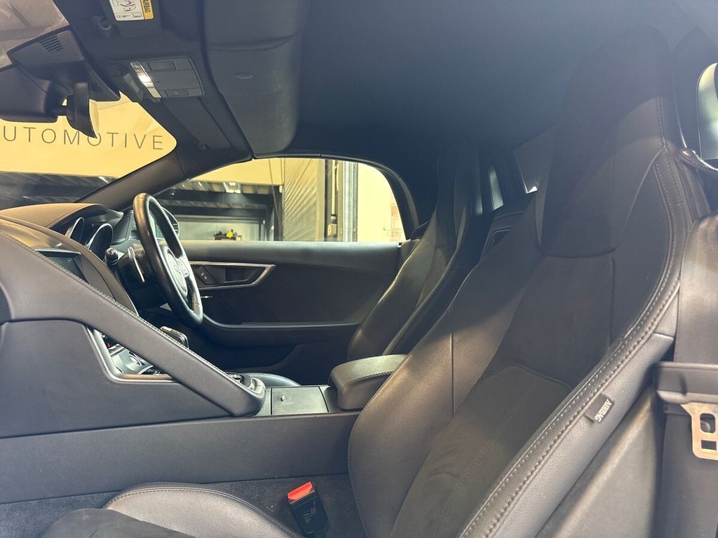 Used Jaguar F-Type 2018 for sale - 77991227: Photo 44