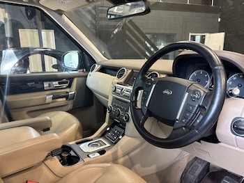 Used Land Rover Discovery 4 2015 for sale - 75585610: Photo