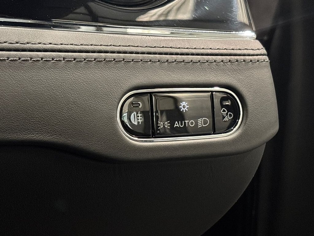 Used Bentley Continental 2019 for sale - 76313260: Photo 32