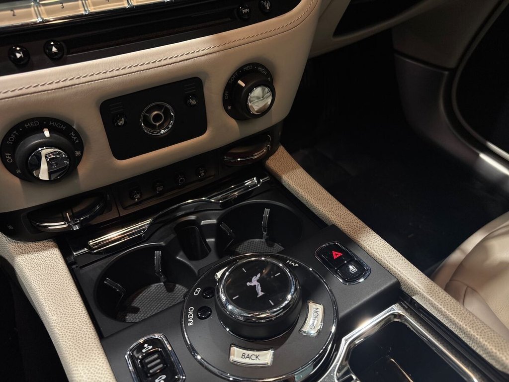 Used Rolls-Royce Wraith 2015 for sale - 76724668: Photo 19