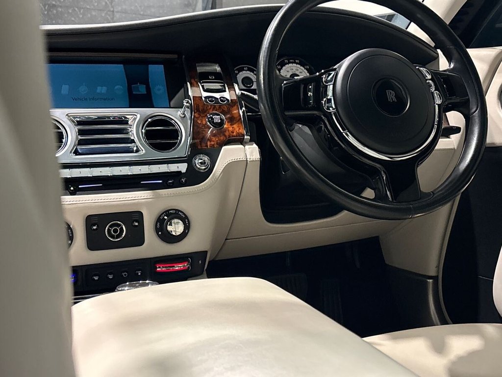 Used Rolls-Royce Wraith 2015 for sale - 76724668: Photo 25