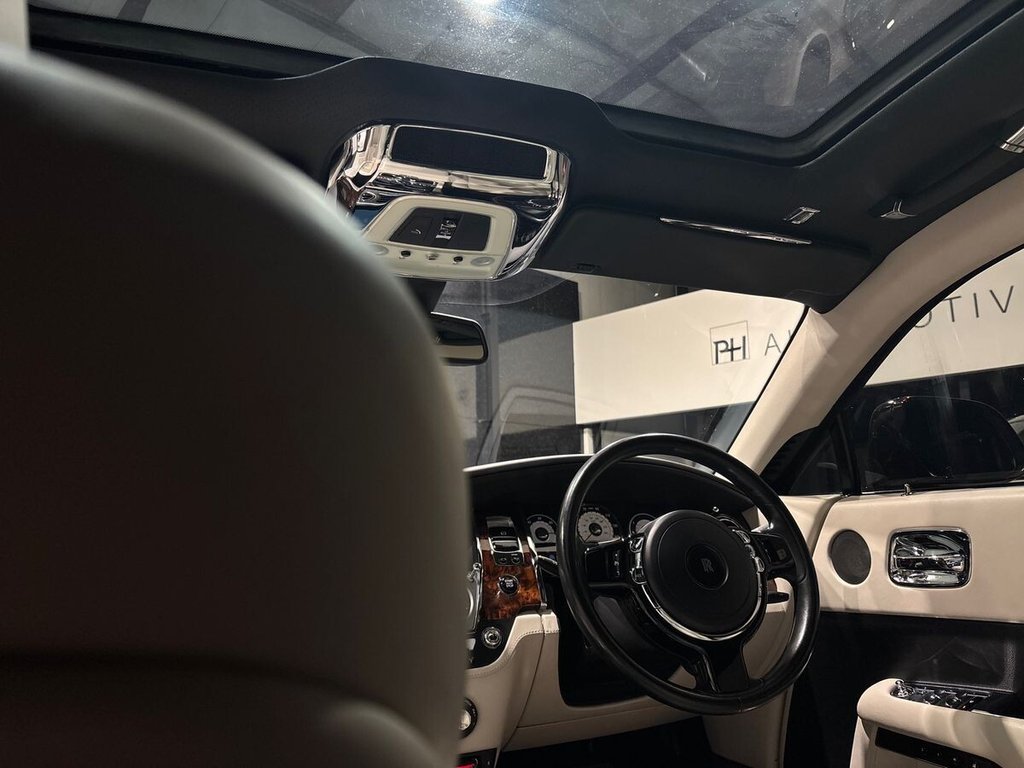 Used Rolls-Royce Wraith 2015 for sale - 76724668: Photo 26