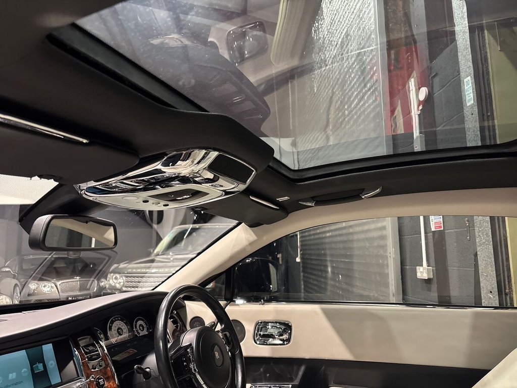 Used Rolls-Royce Wraith 2015 for sale - 76724668: Photo 30