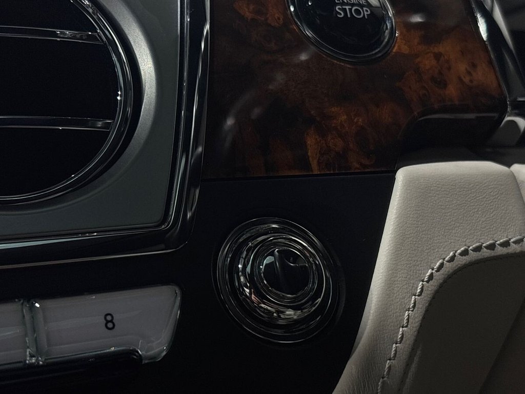 Used Rolls-Royce Wraith 2015 for sale - 76724668: Photo 41