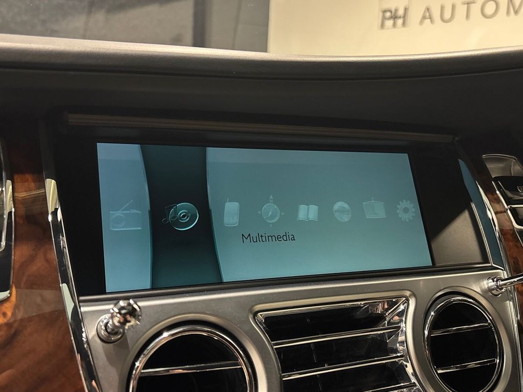 Used Rolls-Royce Wraith 2015 for sale - 76724668: Photo 43