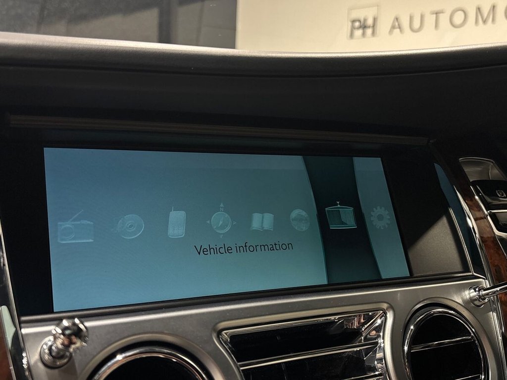 Used Rolls-Royce Wraith 2015 for sale - 76724668: Photo 48