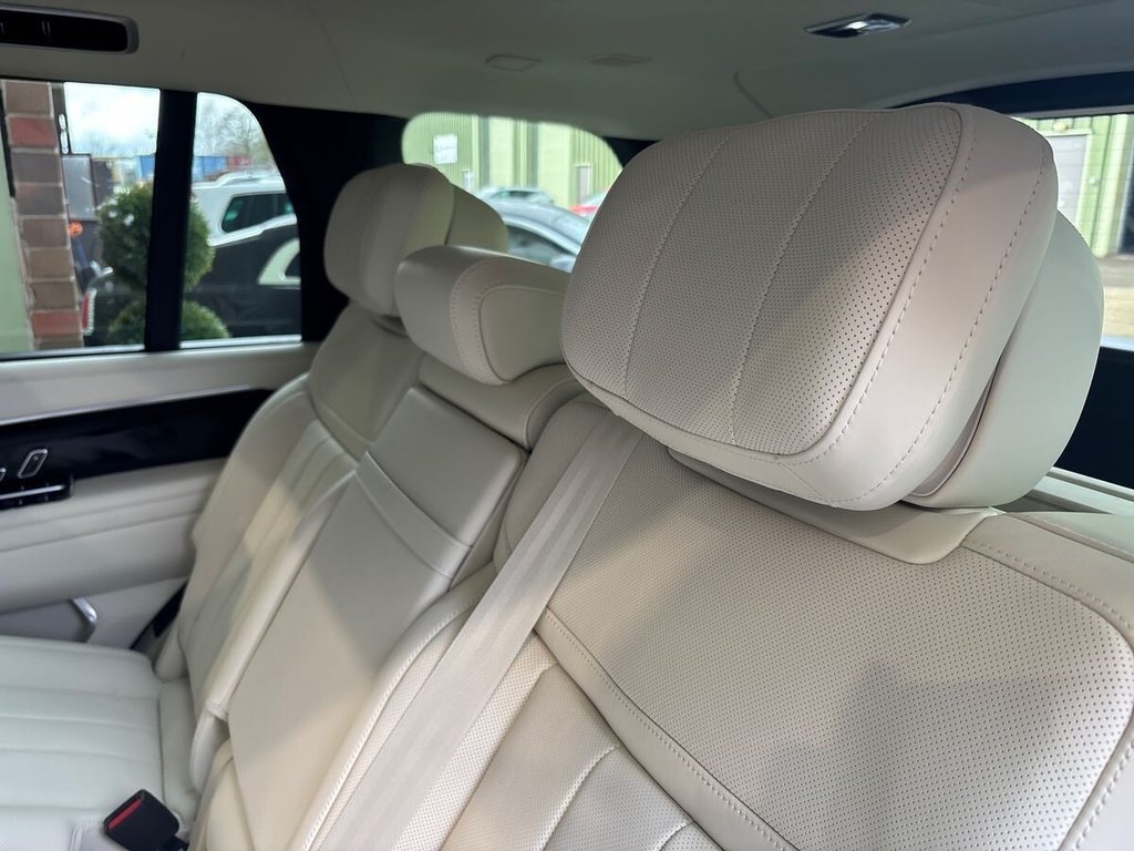 Used Land Rover Range Rover 2025 for sale - 77693300: Photo 28