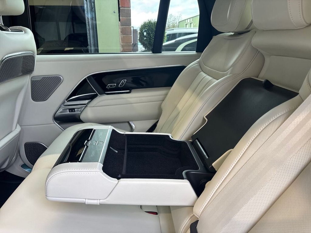 Used Land Rover Range Rover 2025 for sale - 77693300: Photo 32