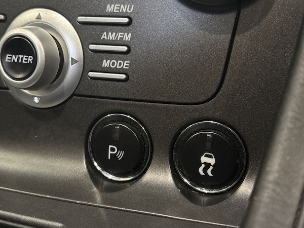 Used Aston Martin Vantage 2011 for sale - 75630434: Photo 31