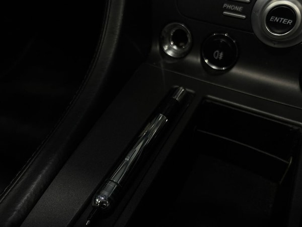 Used Aston Martin Vantage 2011 for sale - 75630434: Photo 33