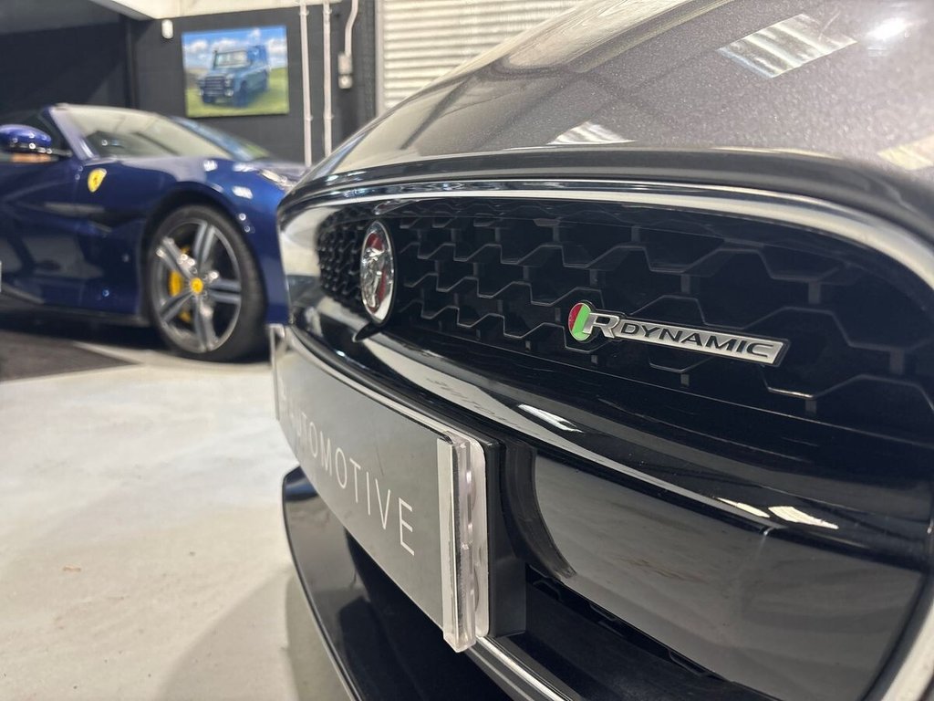 Used Jaguar F-Type 2018 for sale - 77572273: Photo 31