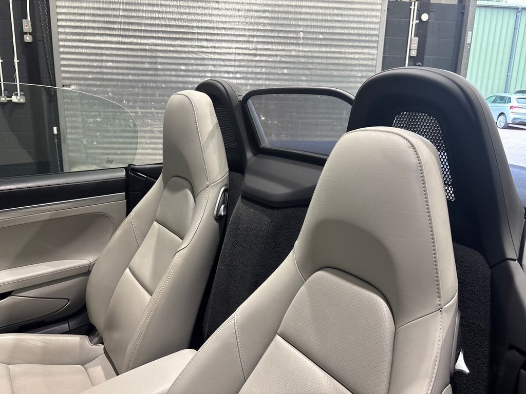 Used Porsche 718 Boxster 2019 for sale - 76105417: Photo 18