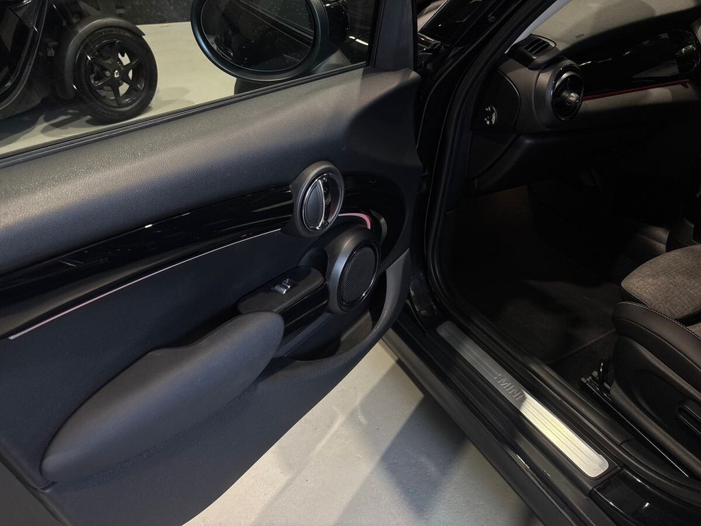 Used MINI Hatch 2023 for sale - 77263721: Photo 25