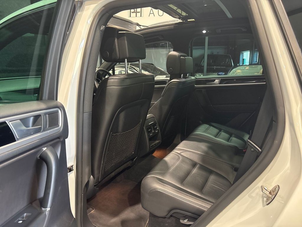 Used Volkswagen Touareg 2016 for sale - 77571525: Photo 26