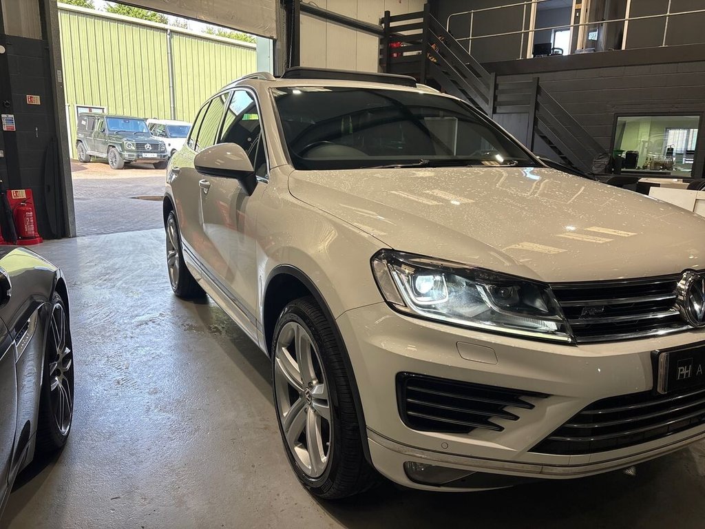 Used Volkswagen Touareg 2016 for sale - 77571525: Photo 39