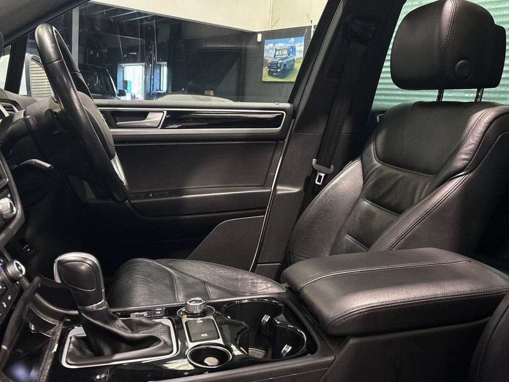 Used Volkswagen Touareg 2016 for sale - 77571525: Photo 42