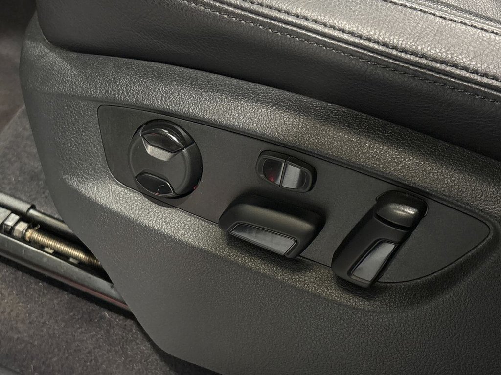 Used Volkswagen Touareg 2016 for sale - 77571525: Photo 43