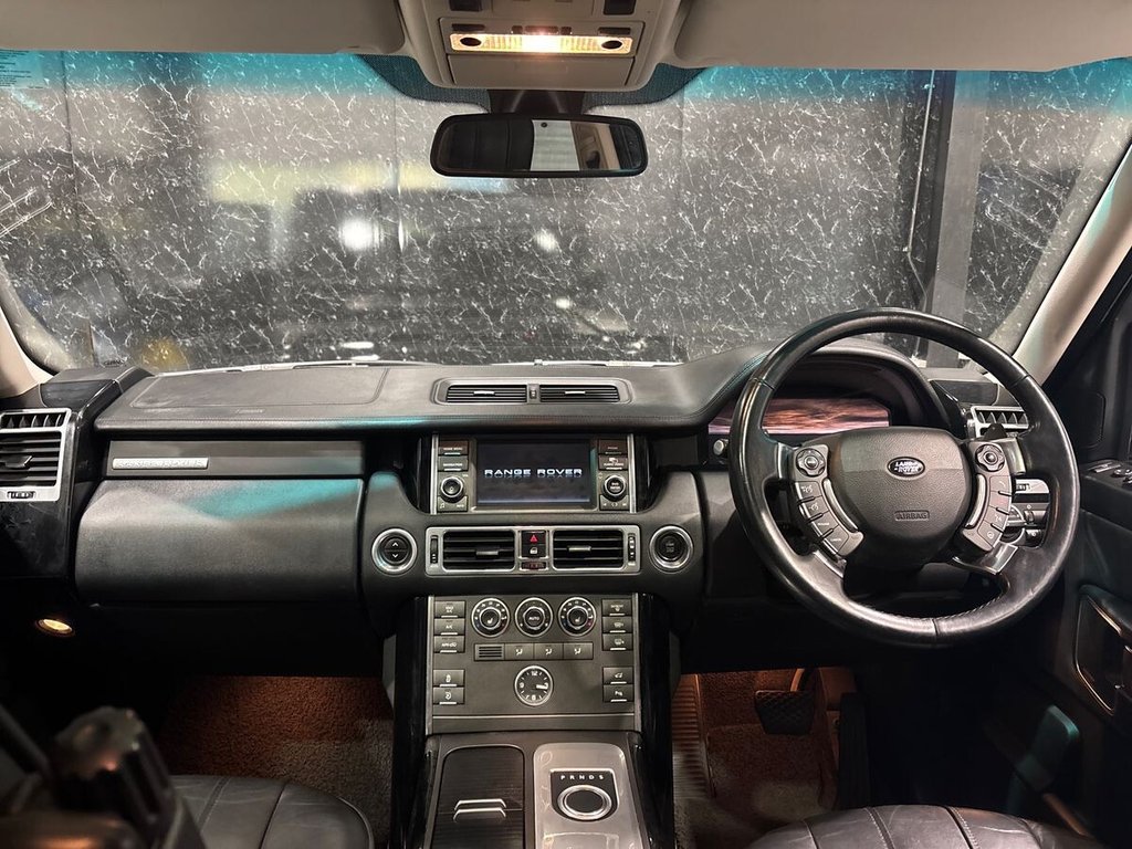 Used Land Rover Range Rover 2011 for sale - 76604389: Photo 11
