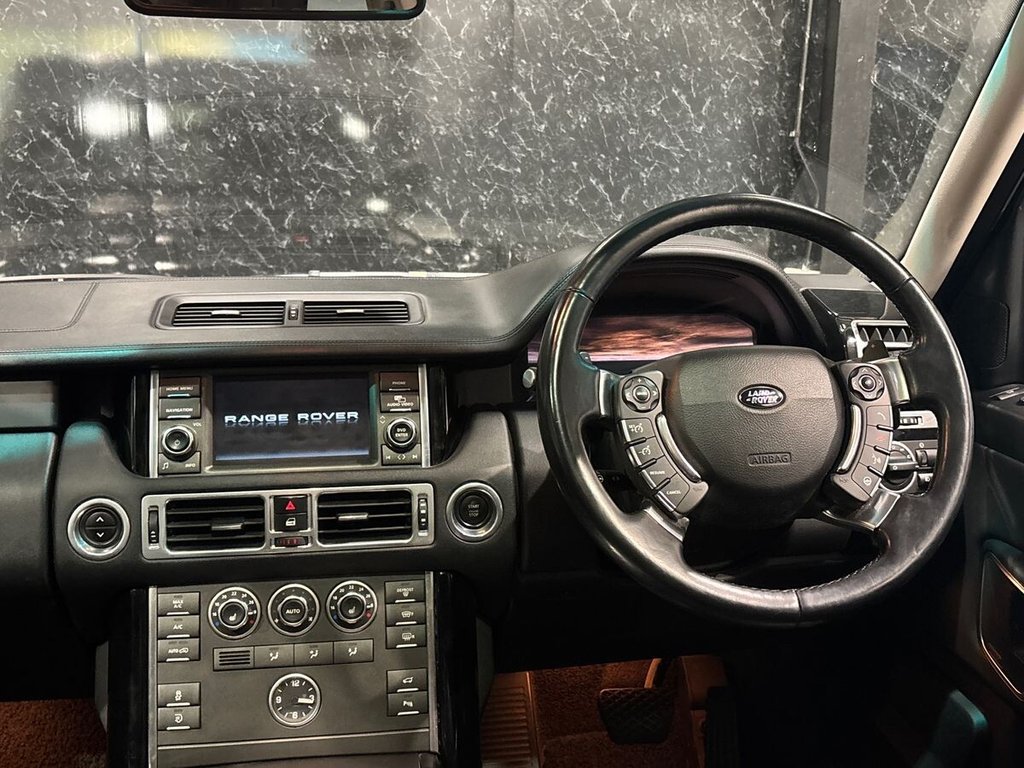 Used Land Rover Range Rover 2011 for sale - 76604389: Photo 13