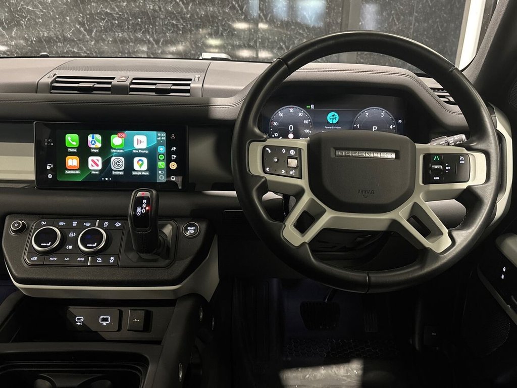 Used Land Rover Defender 2023 for sale - 76312937: Photo 13