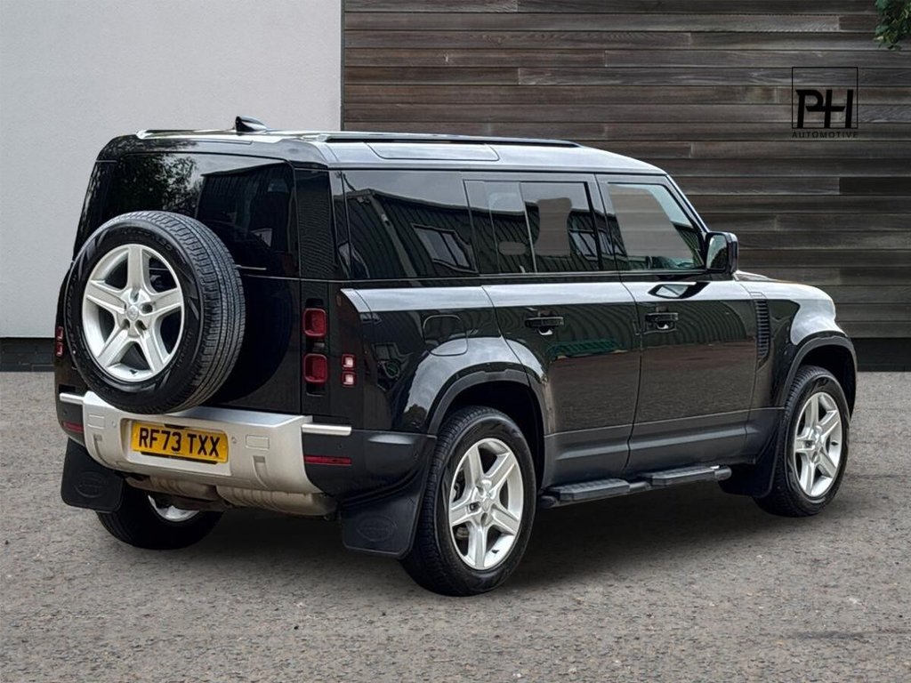 Used Land Rover Defender 2023 for sale - 76312937: Photo 3