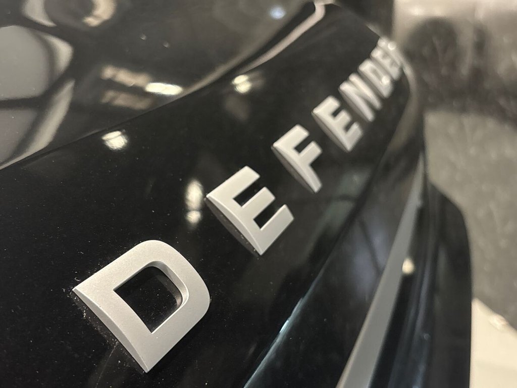 Used Land Rover Defender 2023 for sale - 76312937: Photo 39