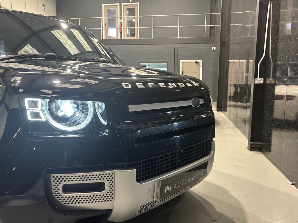 Used Land Rover Defender 2023 for sale - 76312937: Photo 43