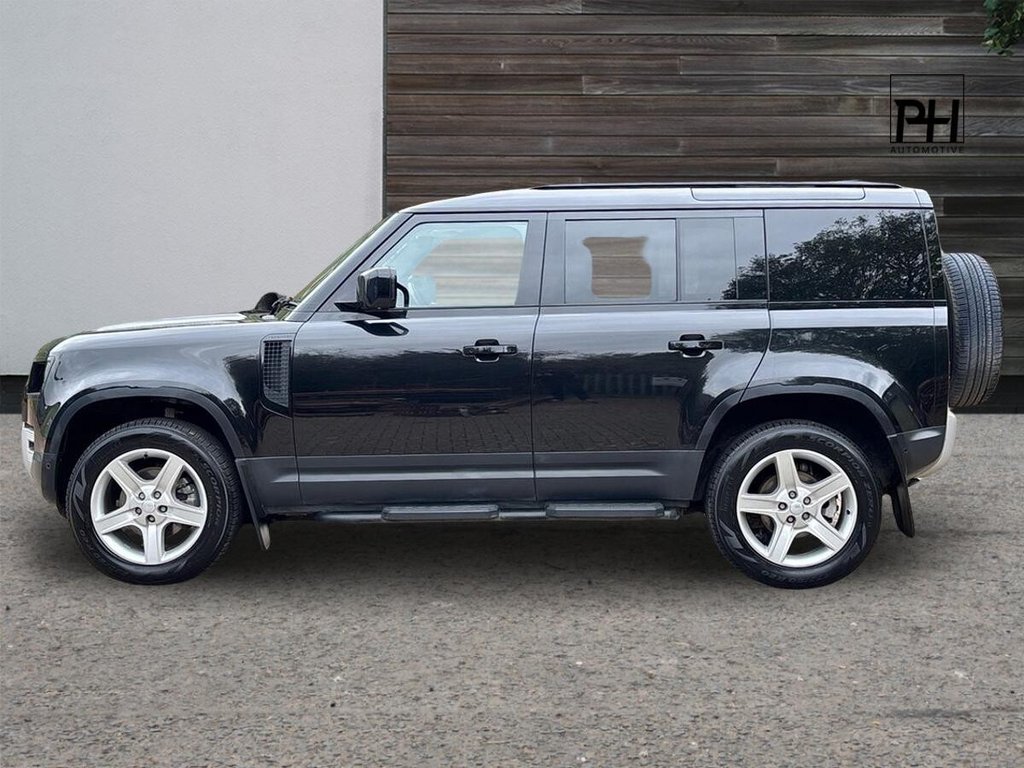 Used Land Rover Defender 2023 for sale - 76312937: Photo 7