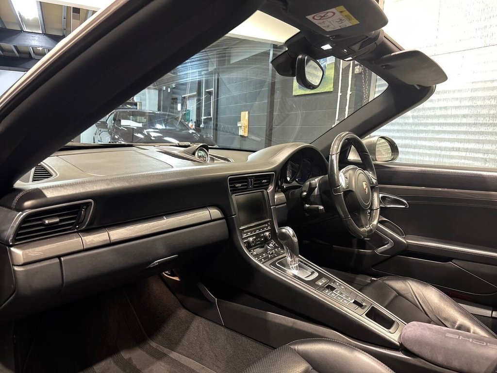 Used Porsche 911 2014 for sale - 75952805: Photo 12