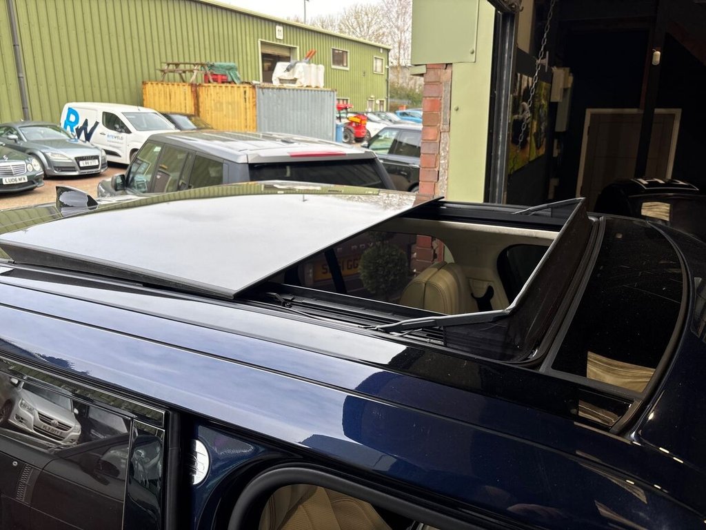 Used Land Rover Range Rover 2017 for sale - 77991077: Photo 46