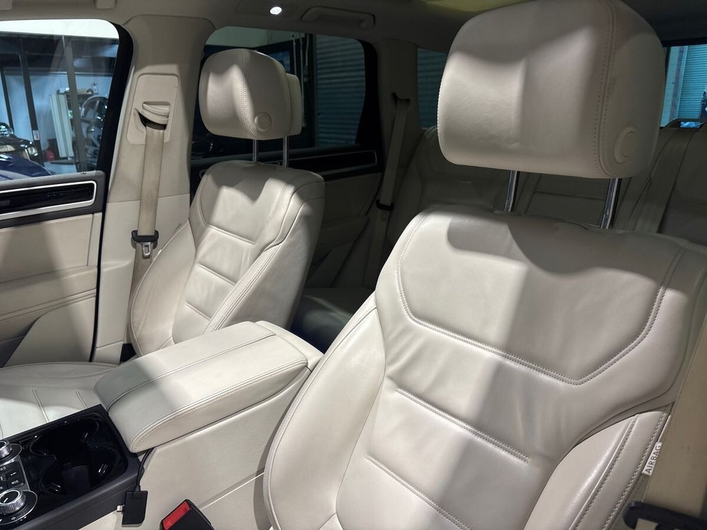 Used Volkswagen Touareg 2018 for sale - 77666860: Photo 18