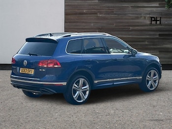 Used Volkswagen Touareg 2018 for sale - 77666860: Photo